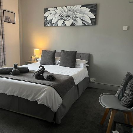The Swan Hotel Kington  Eksteriør bilde
