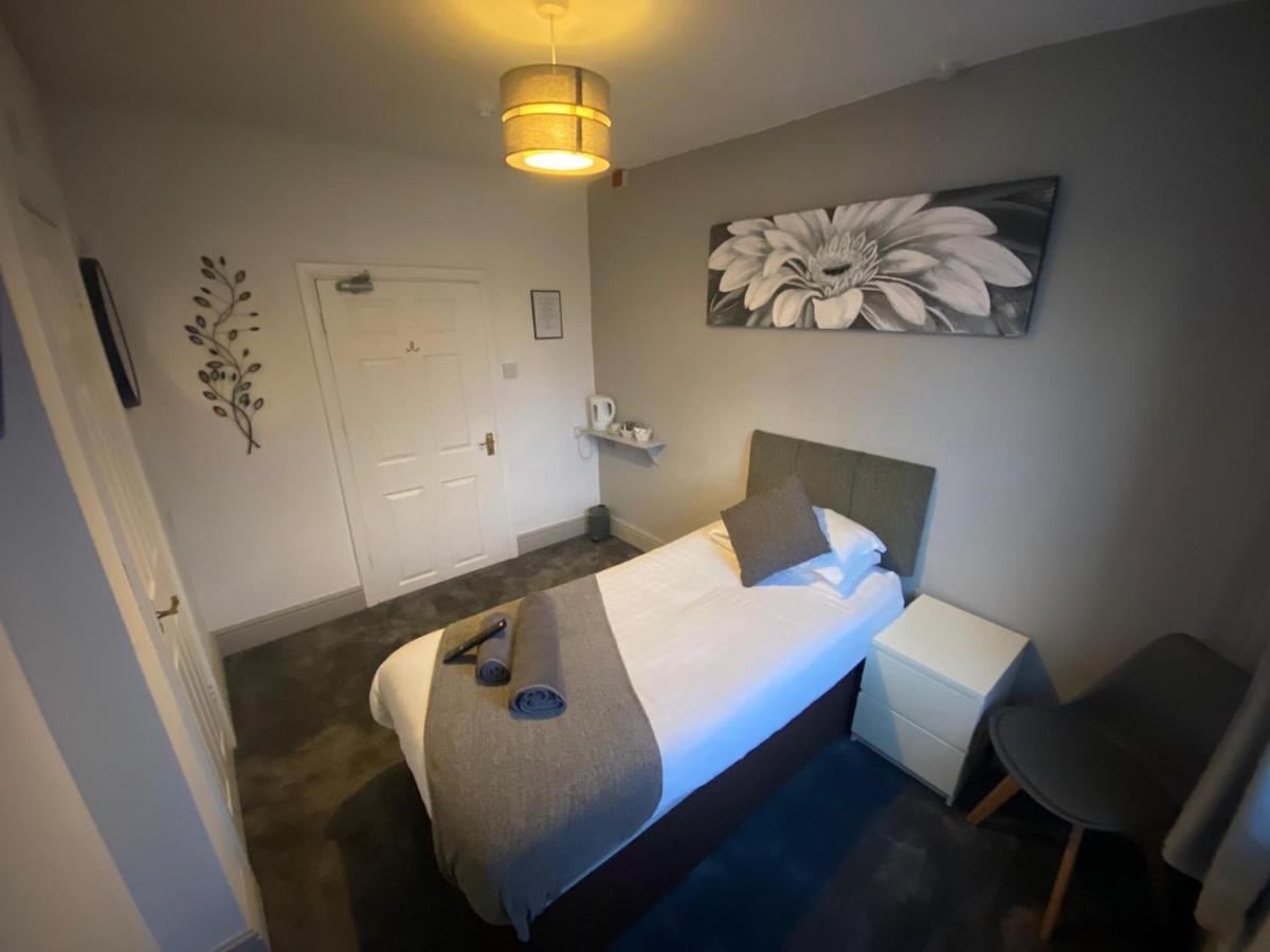 The Swan Hotel Kington  Eksteriør bilde